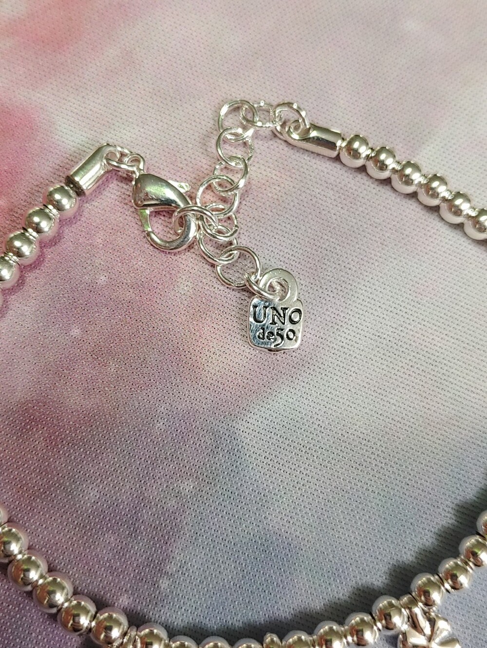 Good Luck UNO de 50 Charm Bracelet - Picture 5 of 7